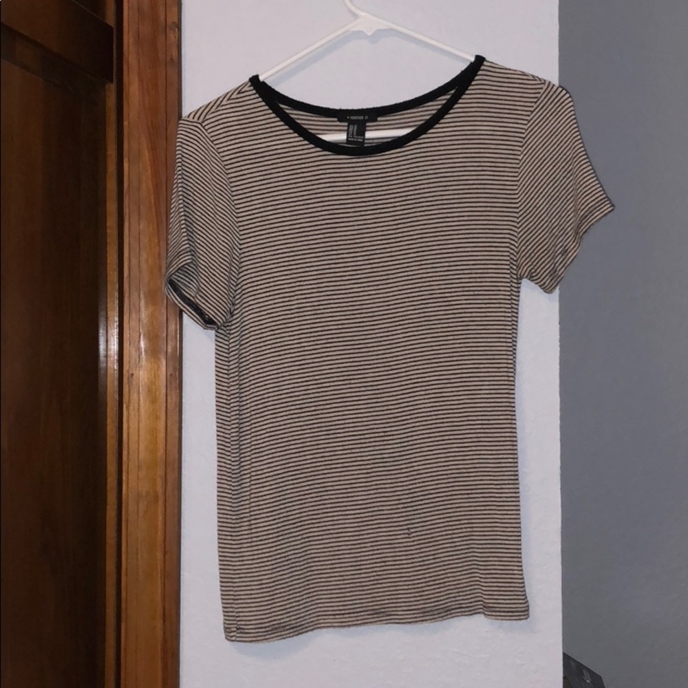 Forever 21 tee